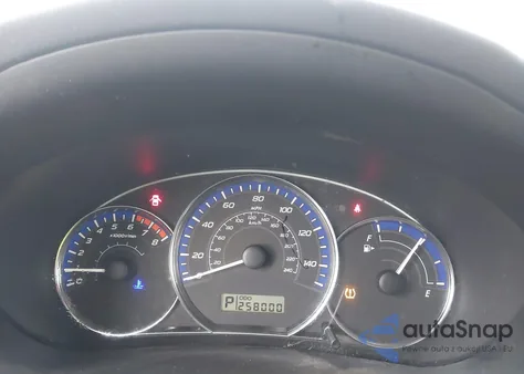 2010 Subaru Forester 2.5X Premium из США, поврежденный, VIN JF2SH6CC4AH728631